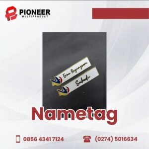 ukuran name tag dada