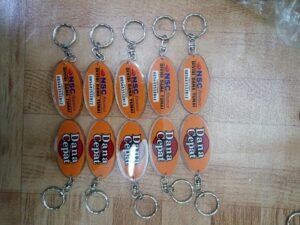 gantungan kumci akrilik